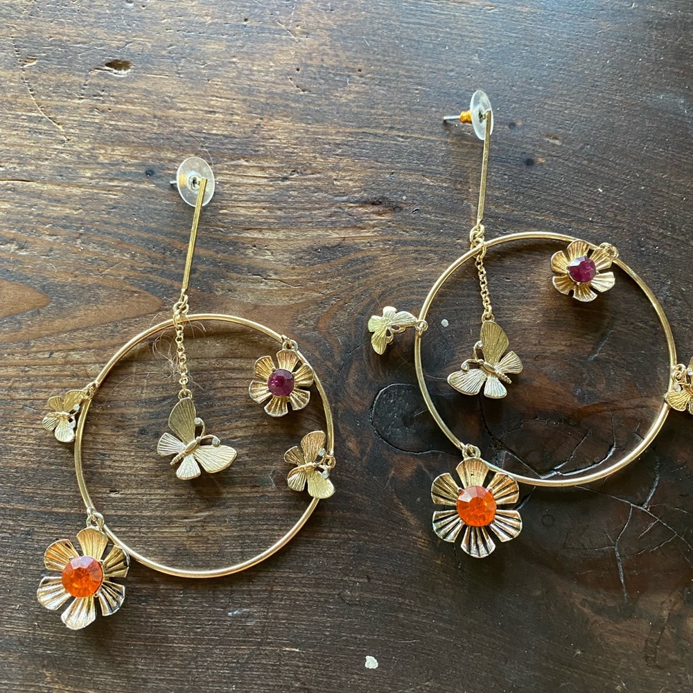 Betsey Johnson Flower Hoops